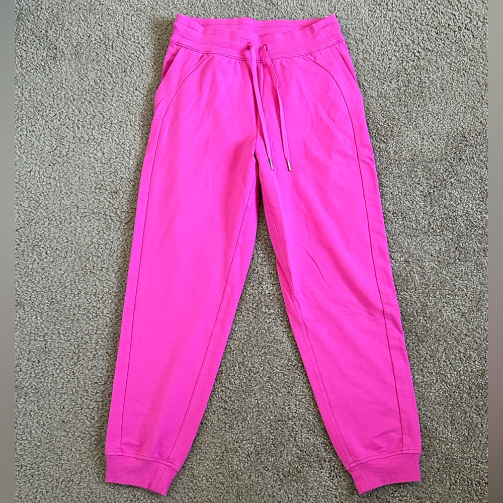 lululemon - sweatpant - size 6 - sonic pink